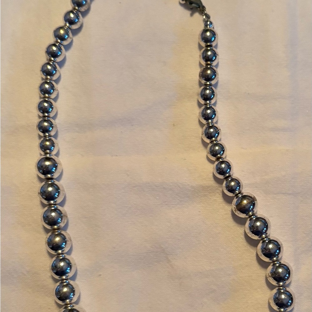 Elegant Silver Beaded Necklace